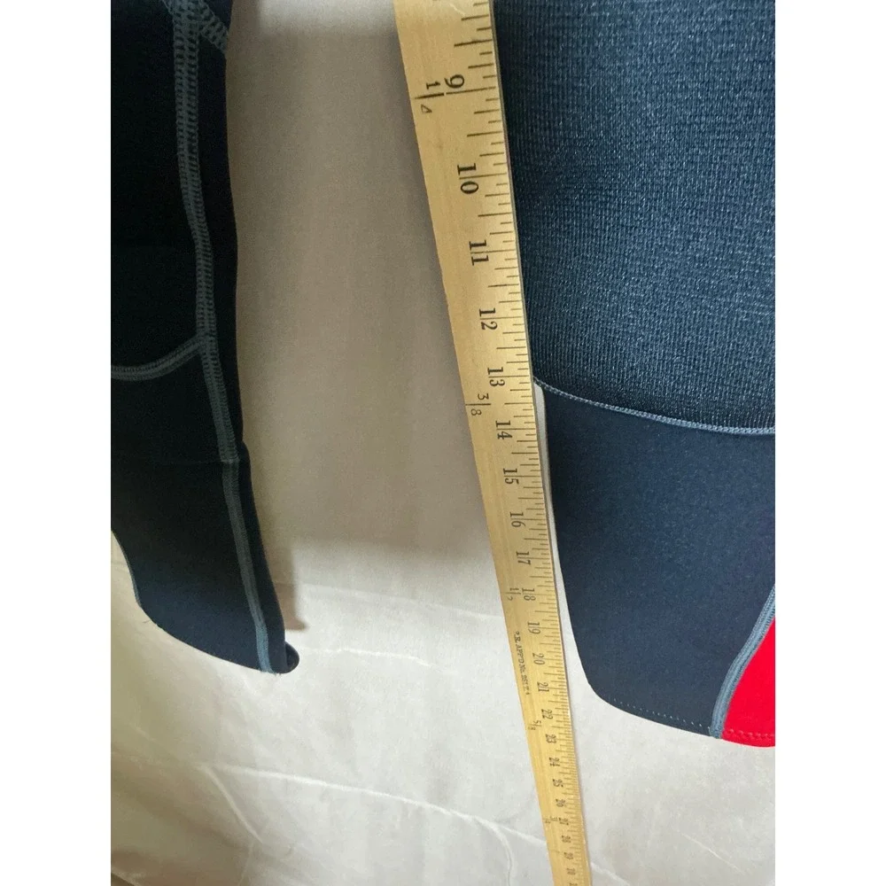 Hevto Wetsuit Youth Size 12 Black Red New 3mm Neoprene Full Body Long Sleeve